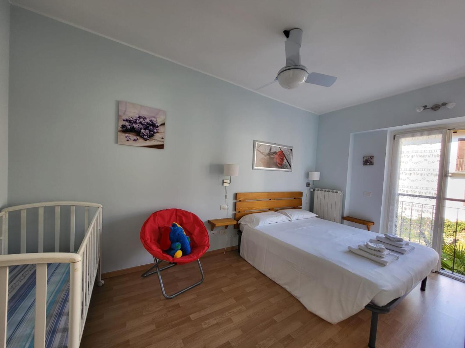 Red Apartment - Residenza Silvana Βερμπάνια Εξωτερικό φωτογραφία