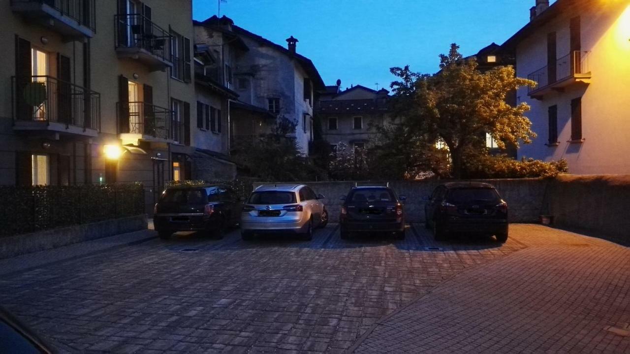 Red Apartment - Residenza Silvana Βερμπάνια Εξωτερικό φωτογραφία